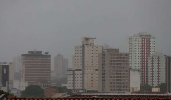 Sexta-feira segue com tempo instável, com possibilidade de chuva em diferentes regiões