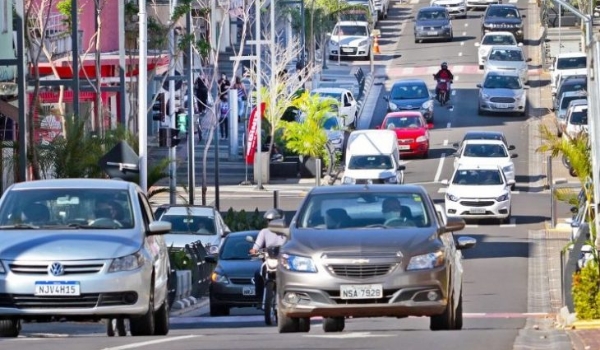 Confira os prazos e datas para pagamento do IPVA e licenciamento em 2023