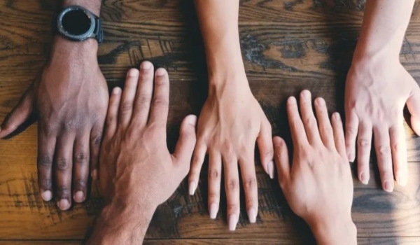 Entenda o que muda com a equiparação de injúria racial ao crime de racismo