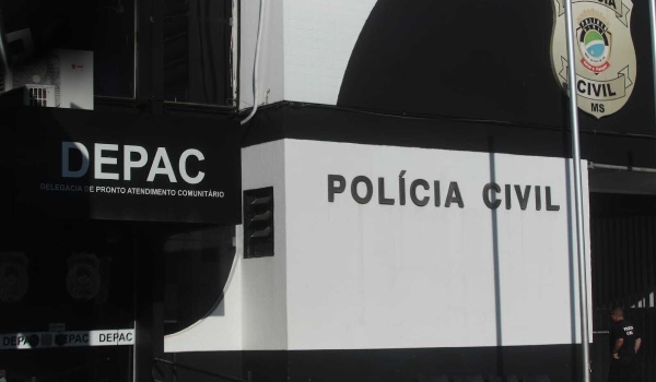 Por telefone, servidor descobre golpe de R$ 400 mil