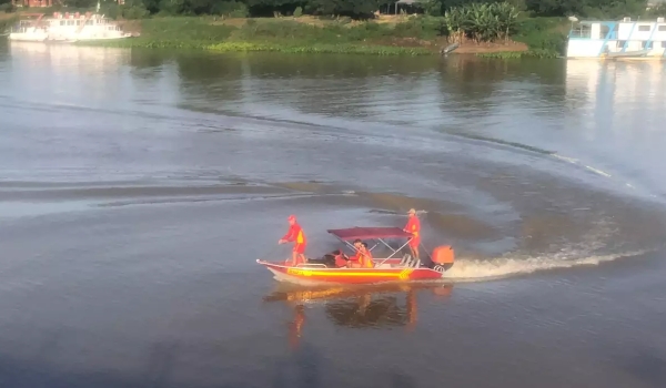 Corpo de uma das vítimas que se afogou em rio é encontrado