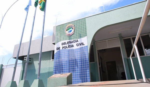 Ladrão tenta fugir da PM se escondendo em plantação de mandioca e morre em troca de tiros