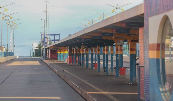 Ônibus voltam ao normal amanhã e sindicato convoca assembleia para definir greve