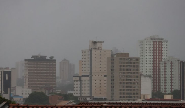 Instabilidade, com sol e chuva, marca a sexta-feira em Mato Grosso do Sul