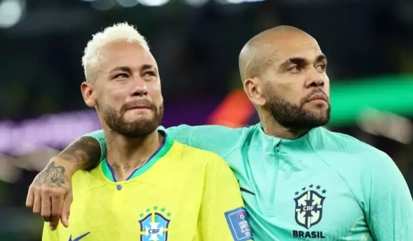 Daniel Alves é detido na Espanha sob acusação de agressão sexual