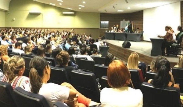 Comissão da assistência social retoma em fevereiro encontros mensais com os 79 municípios