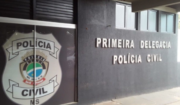 Confusão em conveniência termina com tiros de bala de borracha e três presos