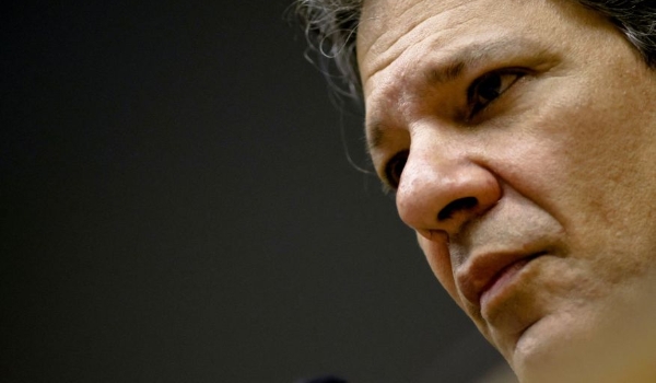 Haddad defende moeda virtual comum para facilitar transações comerciais com Argentina