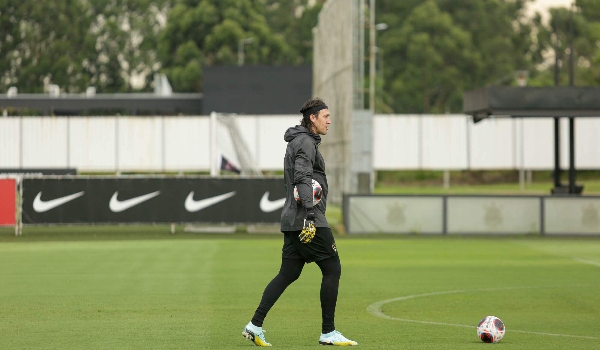 Partidas de Corinthians e Flamengo movimentam rodada desta terça