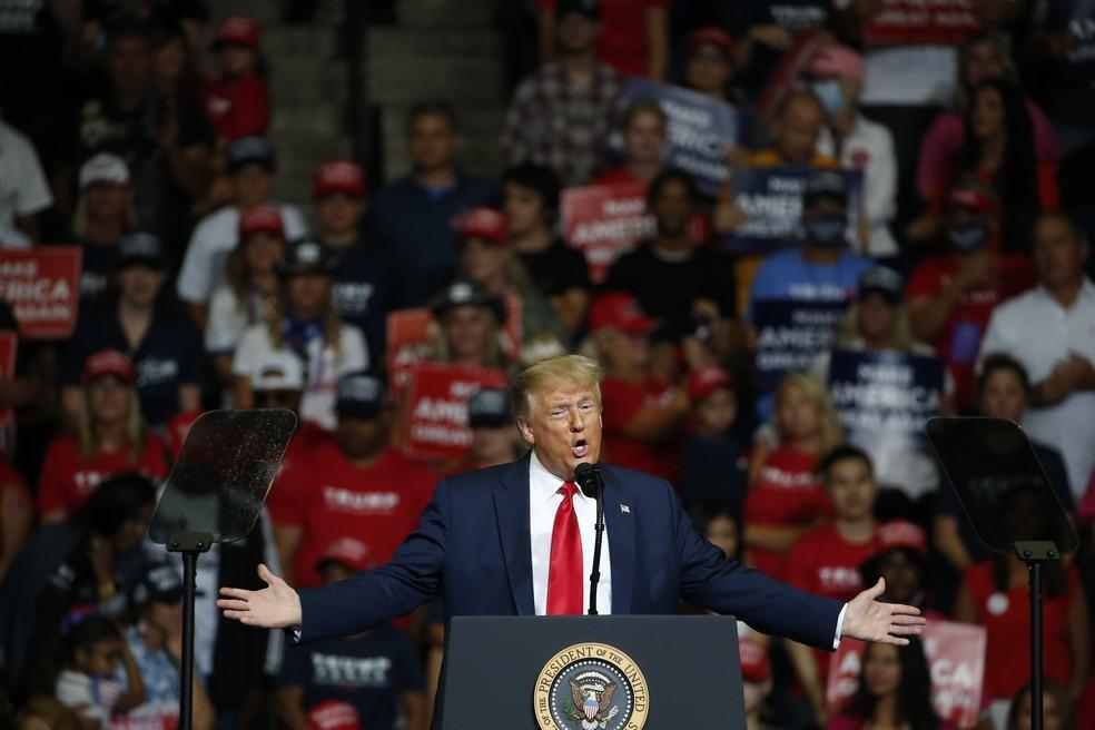 Trump não descarta encontro com Maduro