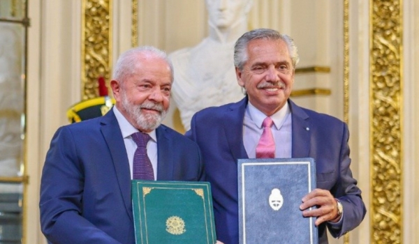 Brasil e Venezuela revisam plano de trabalho para retomar cooperação