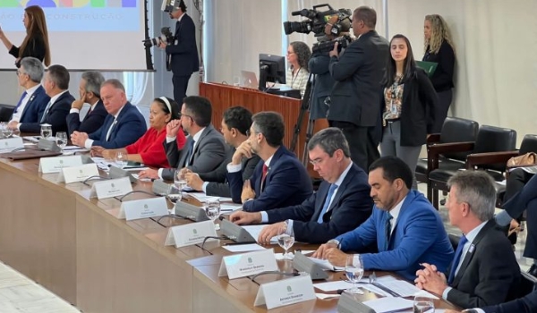 Semana do governador teve discussões de projetos em Brasília e troca de comando na segurança