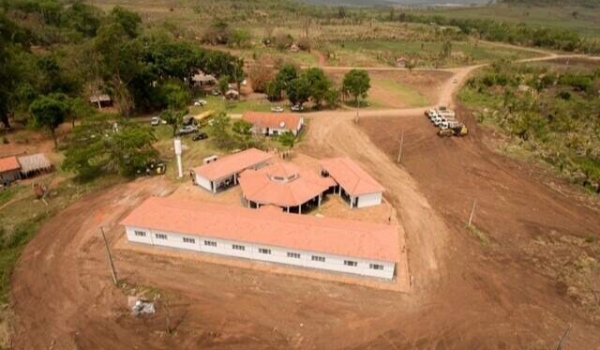 Rapaz de 18 anos é assassinado a golpes de facão pelo próprio primo