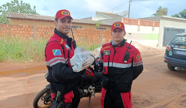 Recém-nascido abandonado no Aero Rancho atrai interesse até de casal nos EUA