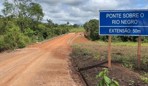 Rio Negro e Ribas do Rio Pardo: pontes de concreto em estradas vicinais dão logística ao campo