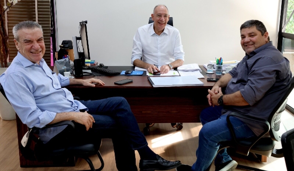 Paulo Corrêa discute implantação do minianel e situação das águas de Bonito