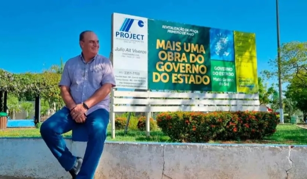 Neco Pagliosa comemora início da reforma da Praça Primeiro de Maio em Caracol