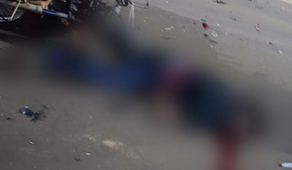 Motociclista de 27 anos atinge carro, é socorrido e morre no hospital