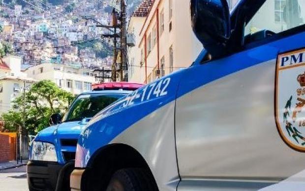 Festa junina termina com cinco mortos no Rio