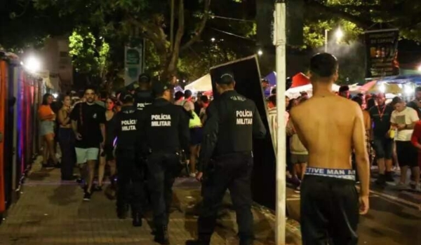 Jovem é esfaqueado e homem tem nariz quebrado em fim de Carnaval violento