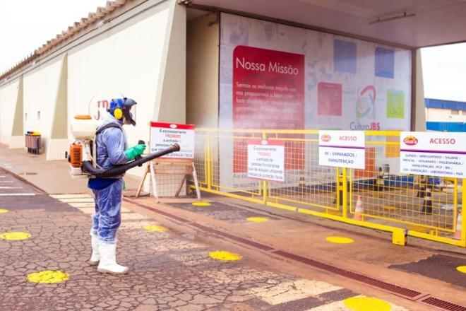 Surto em frigorífico impulsionou Dourados como epicentro