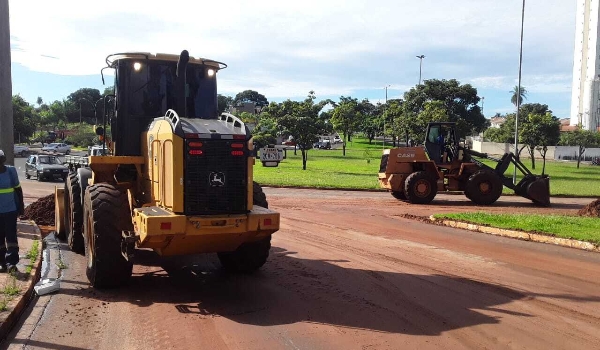 Com 95 milímetros de chuva, segunda-feira começa com limpeza pela Capital