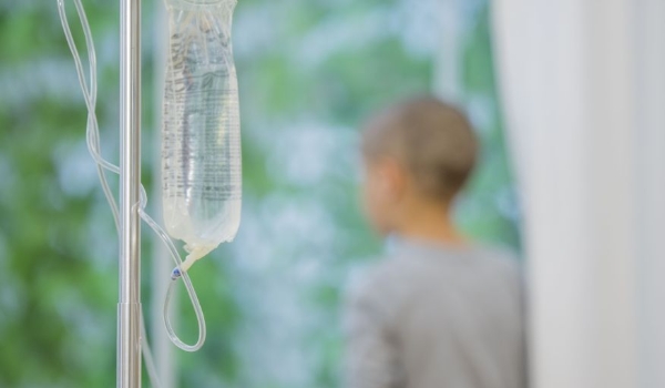 Leucemia é um dos tipos de câncer mais comuns em crianças; conheça os sintomas