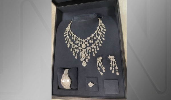 PF usará técnicas de identificação para saber quem teve contato com pacotes de joias