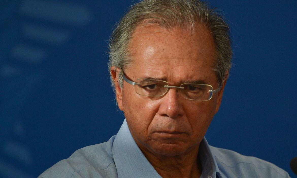 Faremos 4 grandes privatizações em até 90 dias, diz Guedes