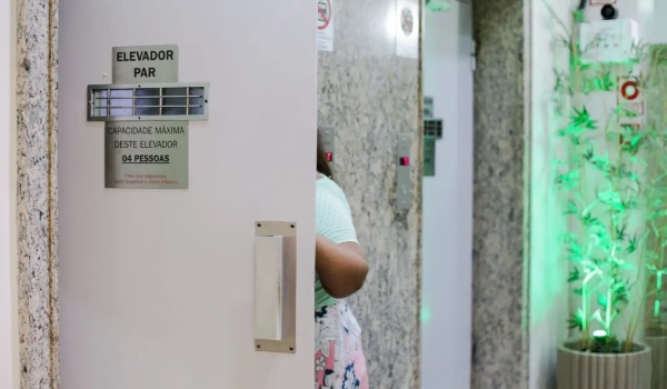 Você sabe o que fazer? Acidente com elevador acende alerta para cuidados em MS