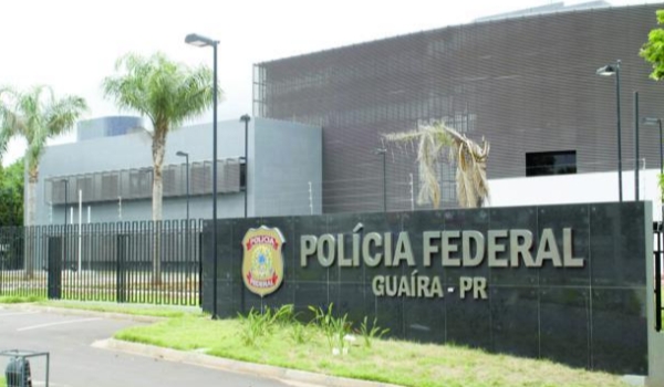 Contratado pela Receita Federal é alvo da PF em ação contra cigarreiros