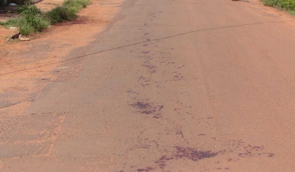 Justiça concede liberdade a mulher que matou companheiro a facadas