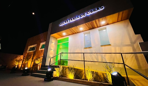 Em noite especial, prefeitura inaugura revitalização da Secretaria de Obras em Bela Vista