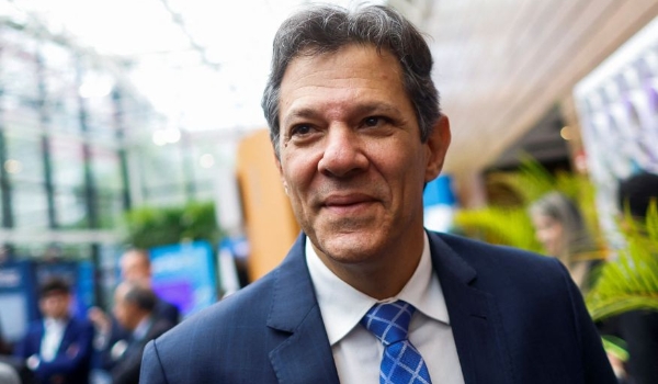 Taxação de e-commerce, apostas online e corte de incentivo pode trazer mais de R$ 100 bi, diz Haddad