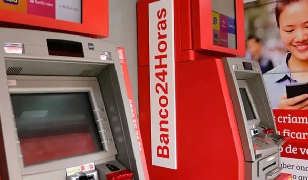 Criminoso oferece 'ajuda' à idosa em caixa eletrônico e furta R$ 6 mil