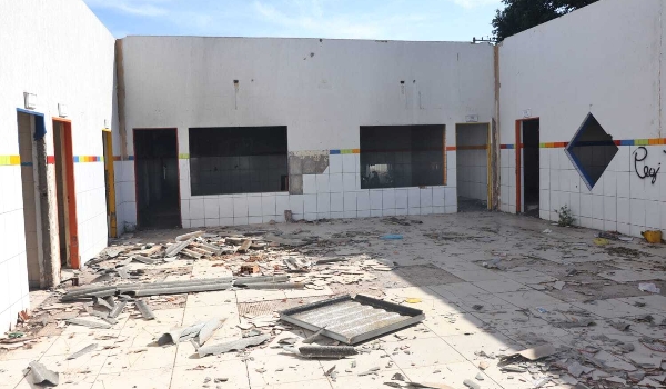 Em emboscada, homem é baleado a tiros de pistola 9 mm