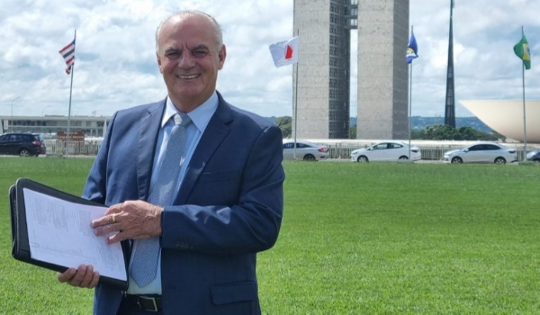 Prefeito de Caracol inicia segundo dia de trabalhos em Brasília