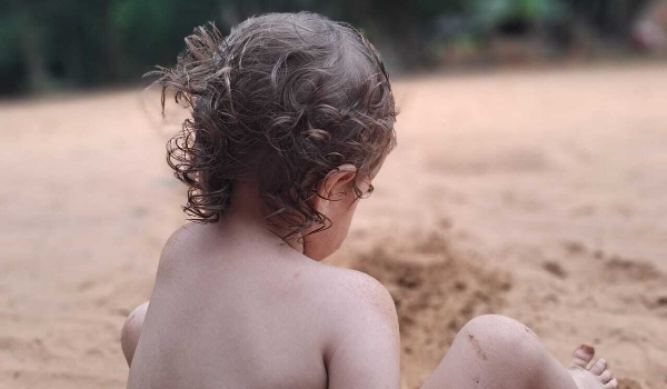 Ver Dalai Lama choca, mas casos de “sábios” abusadores estão perto