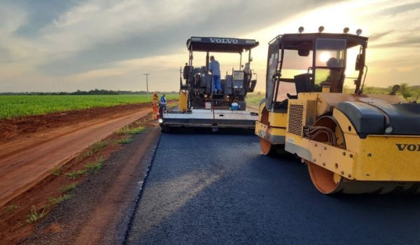Pavimentação da rodovia MS-379 avança para levar desenvolvimento e ajudar no escoamento da produção