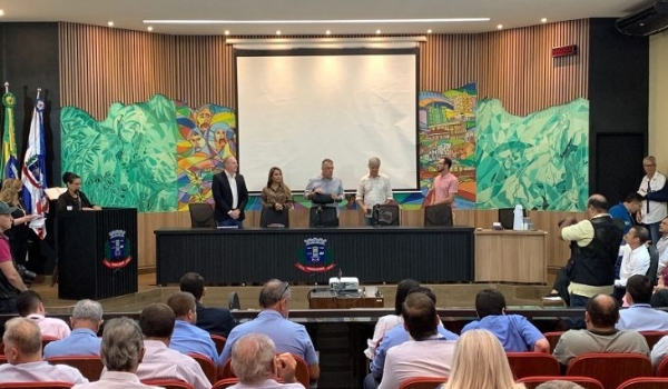 Sanesul e prefeitura apresentam cronograma de obras de saneamento no centro de Ponta Porã