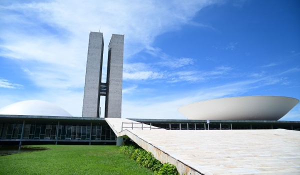 Prazo de Lira para nova regra fiscal, detalhes do projeto e mais de 19 de abril