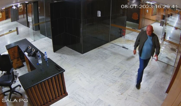 Após vídeos revelados pela CNN, Gonçalves Dias pede demissão do GSI