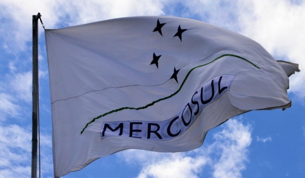 Governo quita dívida com fundo do Mercosul e libera recursos para novos projetos