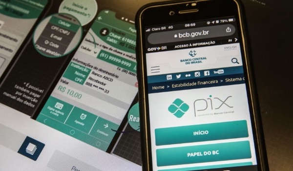 Pagamentos com Pix batem recorde mensal em março com 3 bilhões de operações no mês
