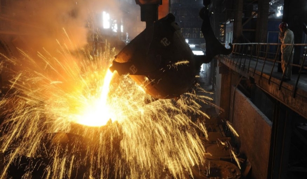 Minério de ferro amplia perdas por menor demanda da China e aumento da oferta