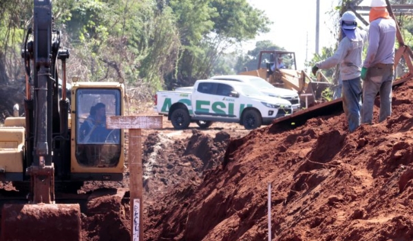 Com menos de 3 meses, Governo licita e contrata obra de asfalto para a Moreninha IV