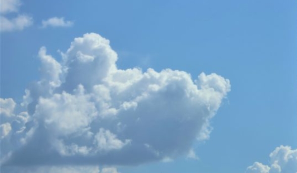 Tempo firme e variação de nebulosidade marcam a quinta-feira em MS