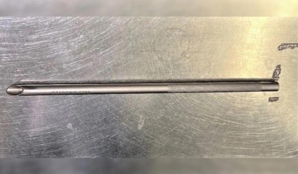 Homem é preso em aeroporto nos EUA por carregar “canudo de vampiro” em bagagem de mão; entenda o termo