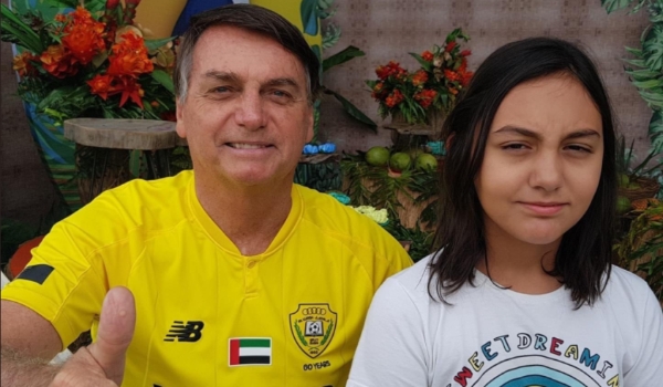 Filha de Bolsonaro teria dados de vacinação alterados nos sistemas da Saúde, diz fonte da PF à CNN