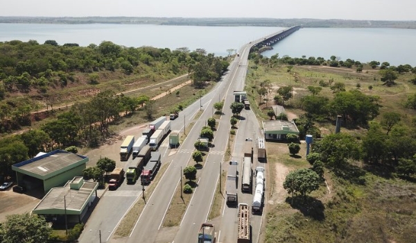 “Free flow”: publicado regulamento da liberação automática de veículos de cargas em MS